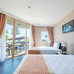 Senza Sunset Hotel