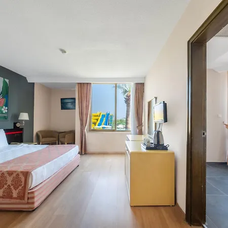 Senza Sunset 4* ألانيا