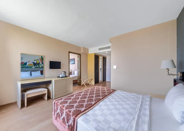 Hotel Senza Sunset 4*