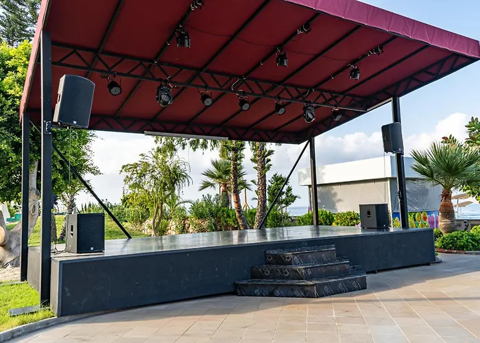 Senza Sunset ホテル アランヤ