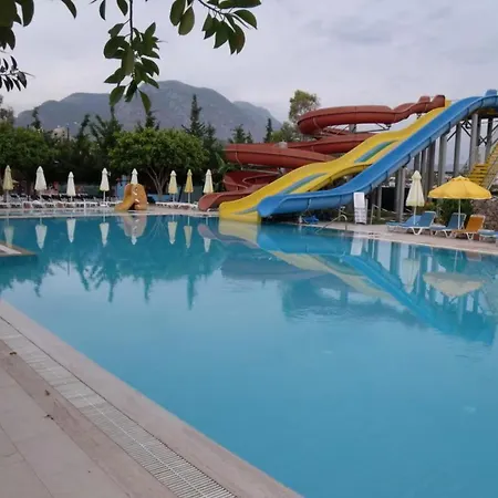 Senza Sunset Hotel