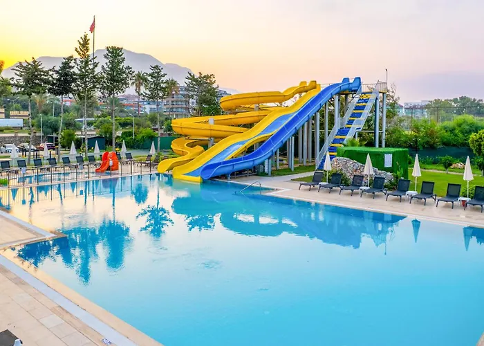 Senza Sunset Hotel 4*